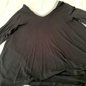 Black tunic/shirt dress. 3/4 sleeves. New with no tags.